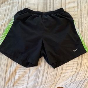 Men’s Nike drifit running shorts